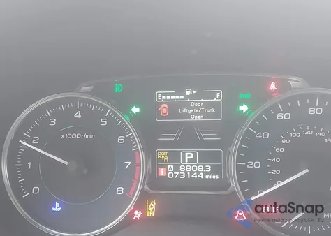 2016 Subaru Crosstrek 2.0I Premium z USA, uszkodzony, nr VIN JF2GPADC6G8220440